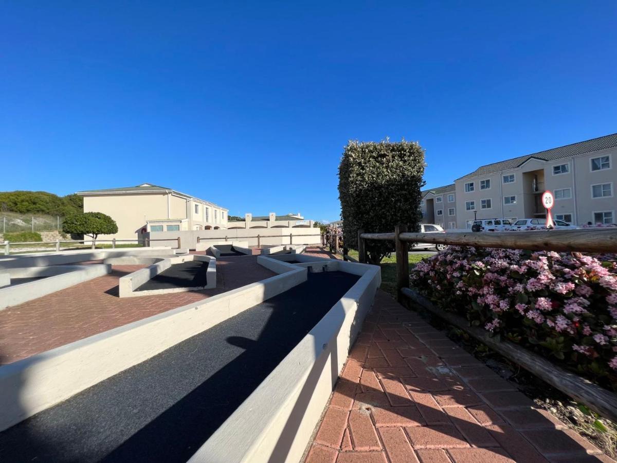 Big Bay Front Estate * Cape Town